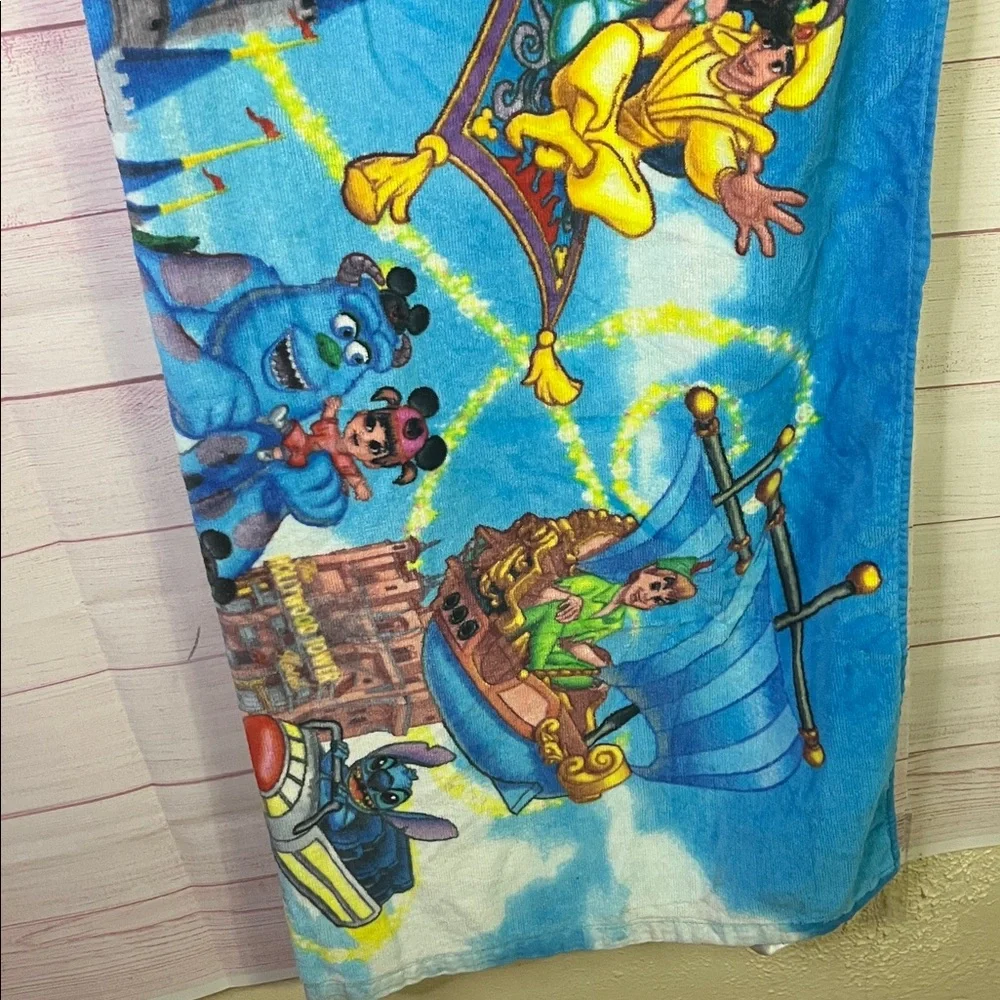 Walt Disney World Large Beach‎ Towel